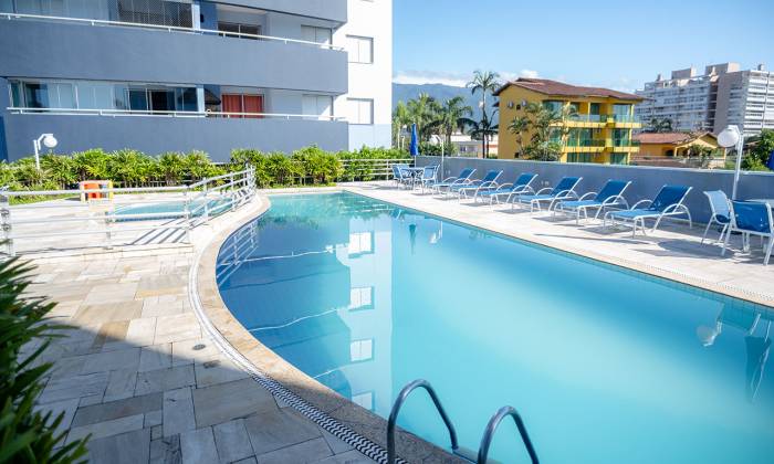 apartamento-bertioga-alugar-foto-lazer-piscina-2